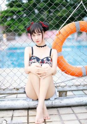 小镇姑娘电影免费观看中文高清版